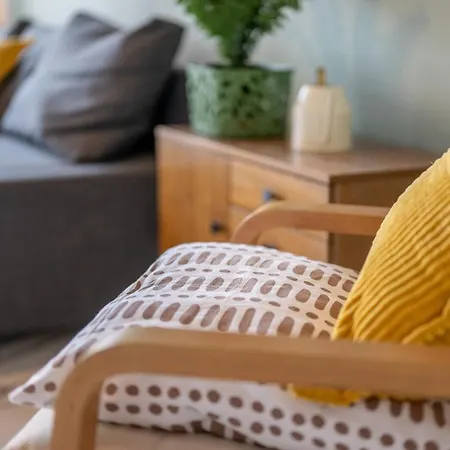 Wohlfuehlwohnung Mit 25 Qm Terrasse, Netflix شقة *