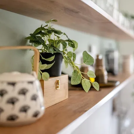 Wohlfuehlwohnung Mit 25 Qm Terrasse, Netflix شقة *