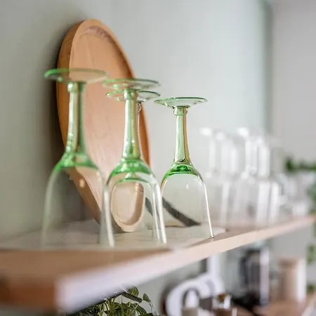 Wohlfuehlwohnung Mit 25 Qm Terrasse, Netflix كوبلنس