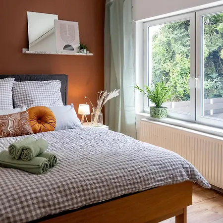 Wohlfuehlwohnung Mit 25 Qm Terrasse, Netflix كوبلنس