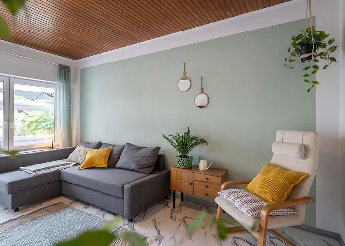 Wohlfuehlwohnung Mit 25 Qm Terrasse, Netflix Lägenhet