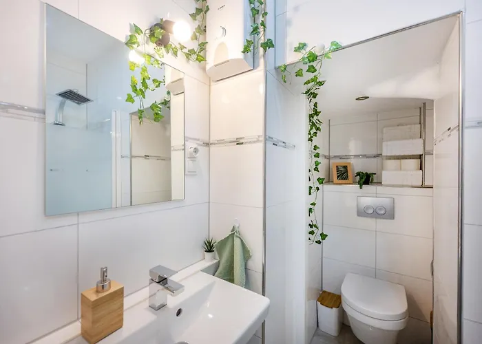 Lägenhet Wohlfuehlwohnung Mit 25 Qm Terrasse, Netflix *