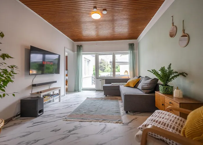 Wohlfuehlwohnung Mit 25 Qm Terrasse, Netflix * Koblenz (Rhineland-Palatinate)
